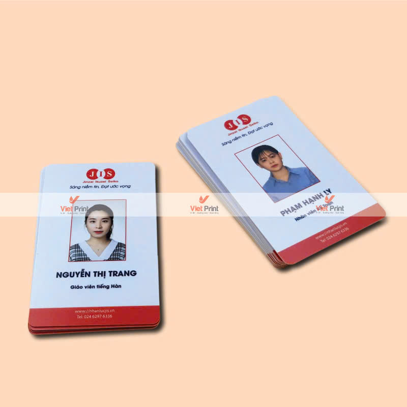 Thẻ Nhựa PVC: Tiện Lợi Và Bền Bỉ