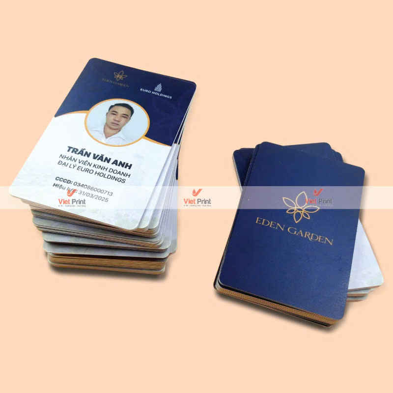 Thẻ Nhựa PVC: Tiện Lợi Và Bền Bỉ 